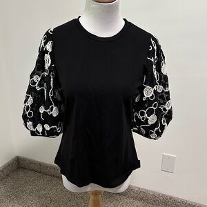 🌴 NWT Gracia Puff Sleeve Blouse